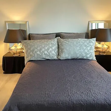 Apartment Skont Raekkehus Med Have Gistrup